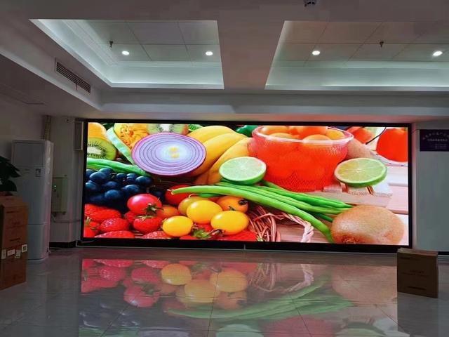 小間距led顯示屏的特點是什么？